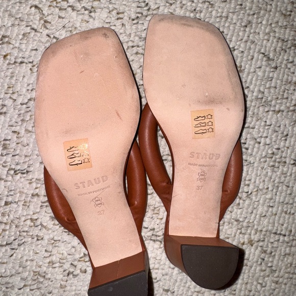 STAUD
Rio 60 Puffy Leather Thong Sandals - Picture 8 of 8